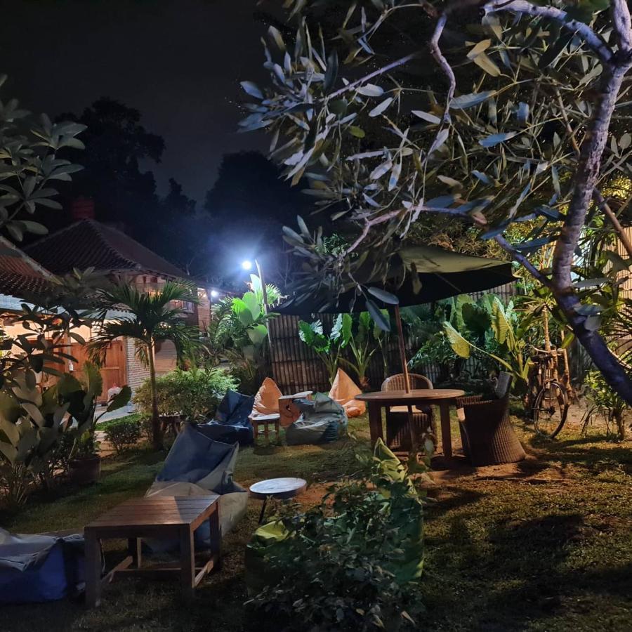 Villa Kayu Yogyakarta Exterior photo